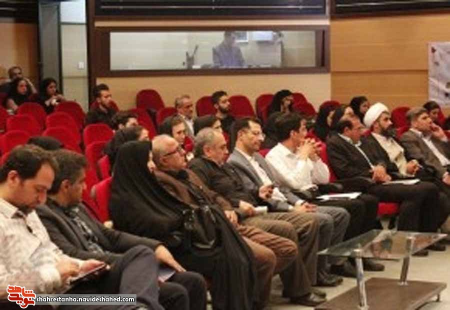 نخستین نشست تخصصی دانشجویان شاهد و ایثارگر واحد تهران شرق برگزار شد