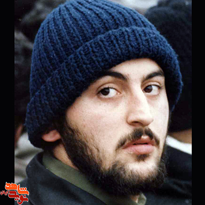 شهید سید محمد اسحاقی هم با قلم و هم با سلاح به جنگ دشمن می رفت شهید سید محمد اسحاقی هم با قلم و هم با سلاح به جنگ دشمن می رفت