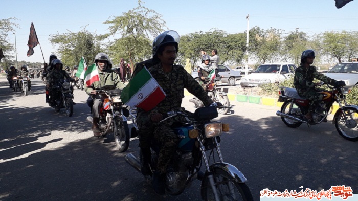 تجدید عهد  و پیمان با آرمانهای انقلاب اسلامی و شهدا در  شهر میناب