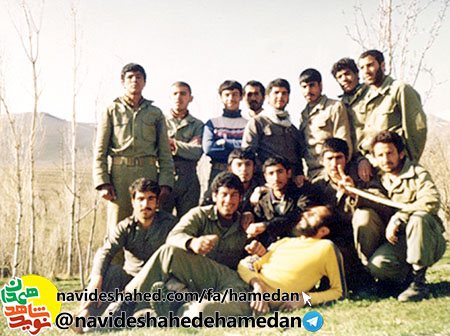 اقامه نماز حتی در شرایط سخت جنگ اقامه نماز حتی در شرایط سخت جنگ