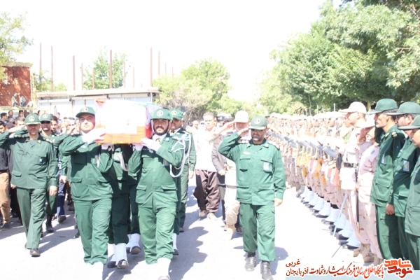 تشییع پیکر پاسدار شهید مصطفی فردوسی تشییع پیکر پاسدار شهید مصطفی فردوسی