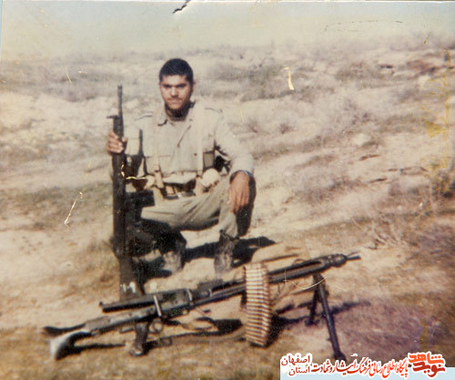 تشییع پیکر پاک شهید محمدآقا جهانگیری از شهدای جنگ تحمیلی پس از 30 سال تشییع پیکر پاک شهید محمدآقا جهانگیری از شهدای جنگ تحمیلی پس از 30 سال