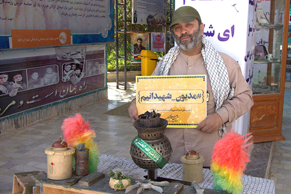 جزئیات مراسم تحویل سال در جوار قبور شهدای هویزه جزئیات مراسم تحویل سال در جوار قبور شهدای هویزه