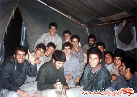 می جنگیم که زیر سلطه کفر نرویم+عکس می جنگیم که زیر سلطه کفر نرویم+عکس