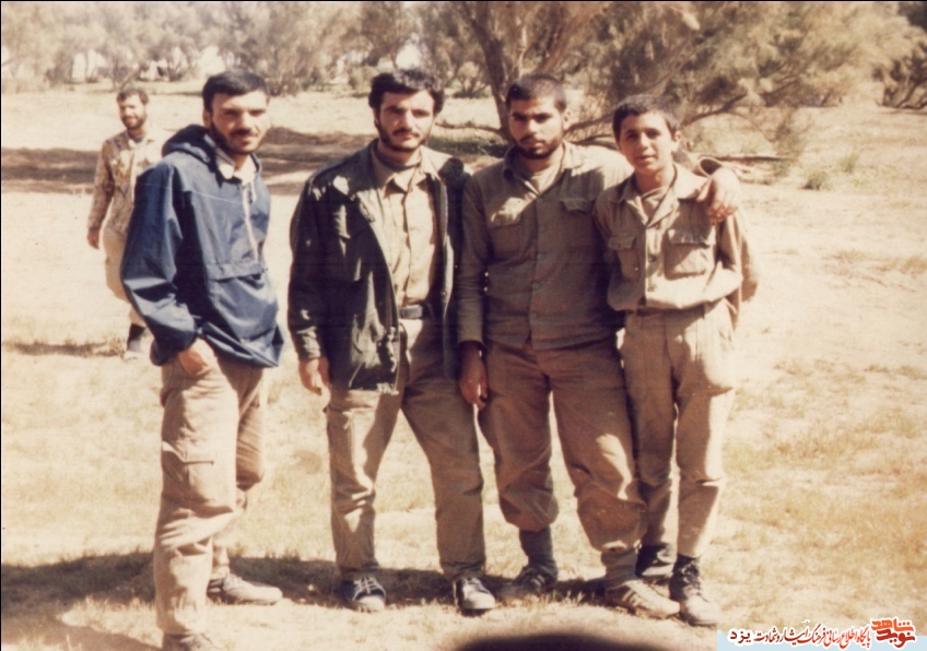 من ساحل نیستم ، موجم ، هستم اگر میروم ، گر نروم نیستم من ساحل نیستم ، موجم ، هستم اگر میروم ، گر نروم نیستم