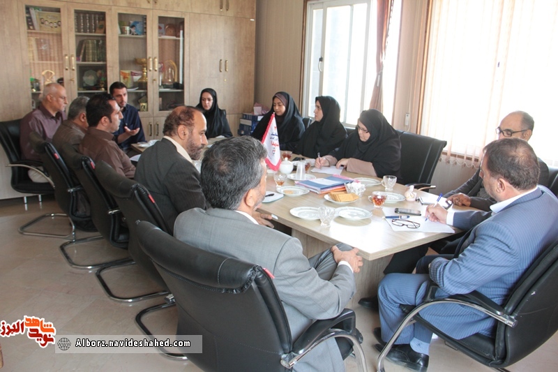 اگر فرهنگ ایثارگری در جامعه ترویج بشود تمام ناهنجاریهای اجتماعی از بین خواهدرفت اگر فرهنگ ایثارگری در جامعه ترویج بشود تمام ناهنجاریهای اجتماعی از بین خواهدرفت