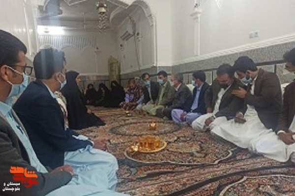 دیدار با خانواده شهید در خاش