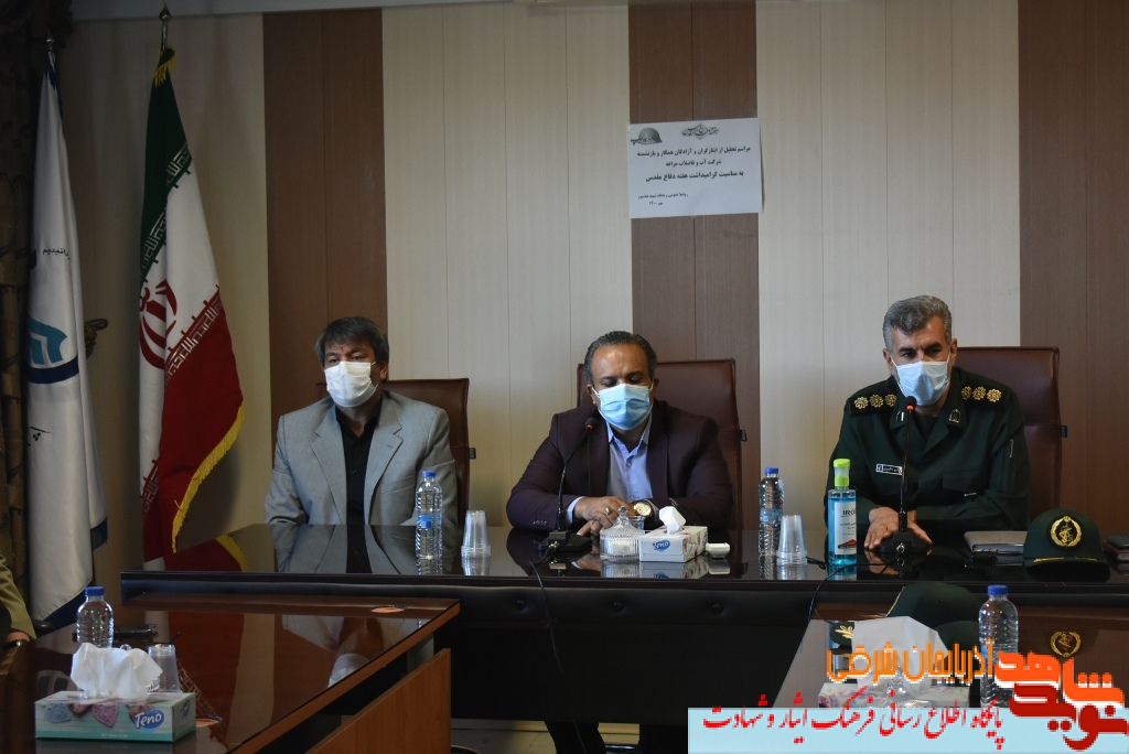 از ایثارگران و رزمندگان شهرستان مراغه تجلیل شد