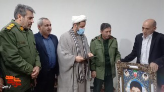 دیدار فرمانده سپاه استان اردبیل با پدر شهید اسدی جلودار+ عکس