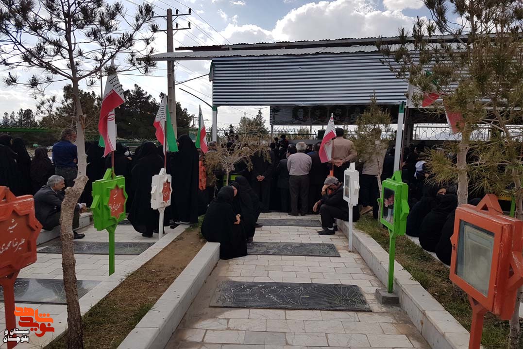 تشییع پیکر جانباز 70درصد شهید معظم«خداداد ملاشاهی» در گلزار شهدای زاهدان