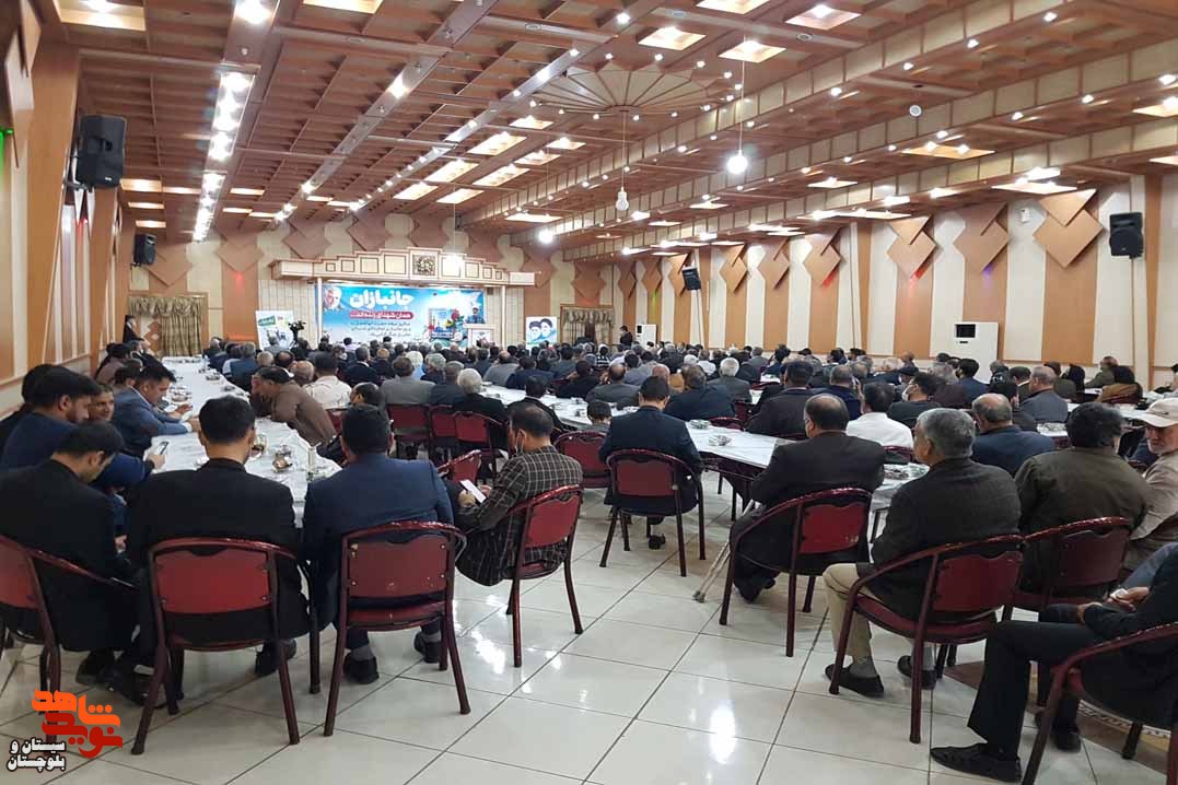 جانبازان نماد ایثار و فداکاری هستند