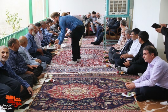 دورهمی آزادگانِ آذربایجانیِ عملیات خیبر در سیسِ شبستر + تصاویر