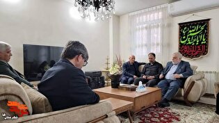 نهضت دیدار با خانواده شهدای حوادث اخیر/۱۲۰ خانواده...