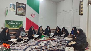 محفل جزءخوانی قرآن‌کریم در حسینیه شهید «اعتمادیان»...