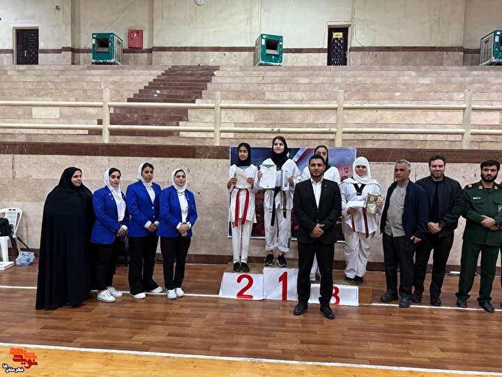 مسابقه تکواندو دختران شاهد و ایثارگر برگزار شد
