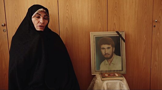 اباصلت پول تو جیبی‌اش را به نیازمندان می‌داد