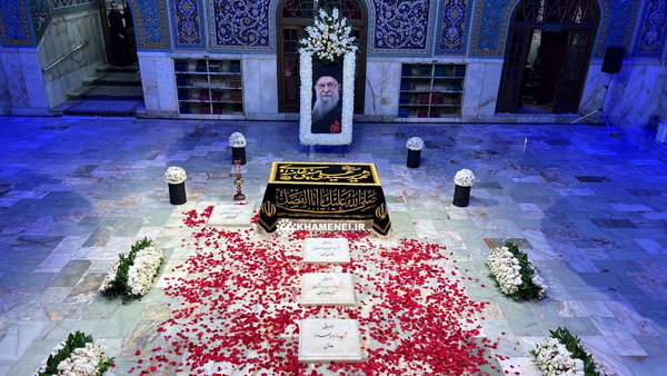 آیین بزرگداشت رهبر شهید انقلاب به میزبانی آیت‌الله باقری کنی