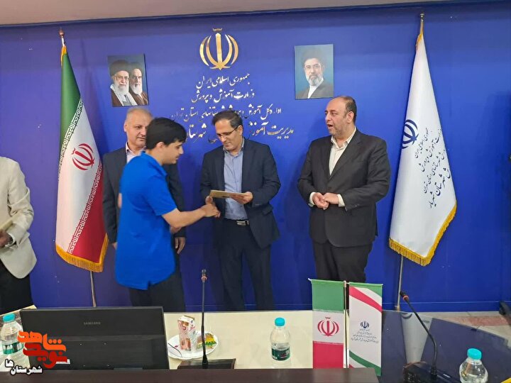 هم‌نشینی فرزندان شهدا در شهریار به روایت تصویر