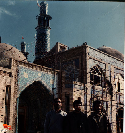 از چپ: مجتبی بخشی - علی اکبر کریمی - حسین قربانی