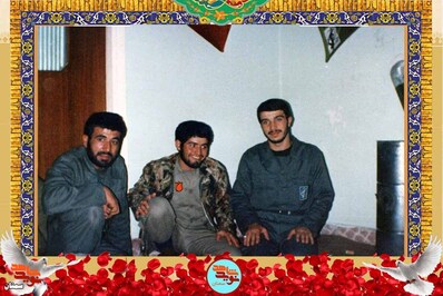 نفر وسط شهید مهدی هروی