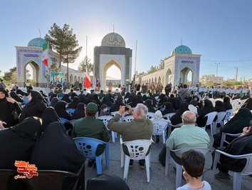 آیین اهتزاز پرچم بارگاه امام رضا(ع) و ادای احترام به نمای مزار شهید امیرعبداللهیان- هجدهم اردیبهشت ۱۴۰۴ گلزار شهدای شهرستان دامغان